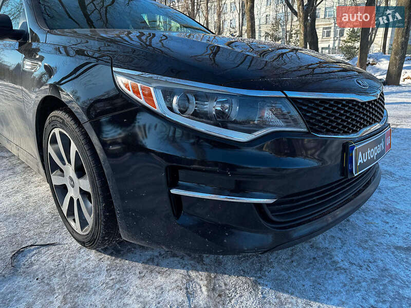 Седан Kia Optima 2015 в Києві
