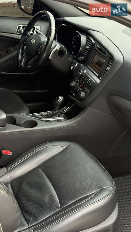 Седан Kia Optima 2013 в Дніпрі