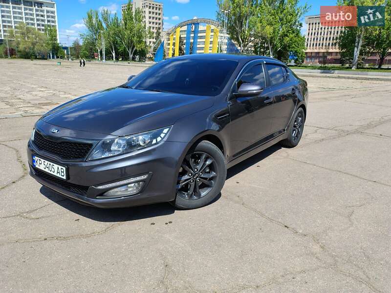 Седан Kia Optima 2012 в Запоріжжі