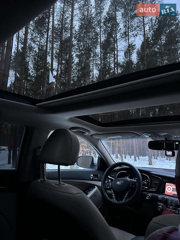 Седан Kia Optima 2013 в Черкасах
