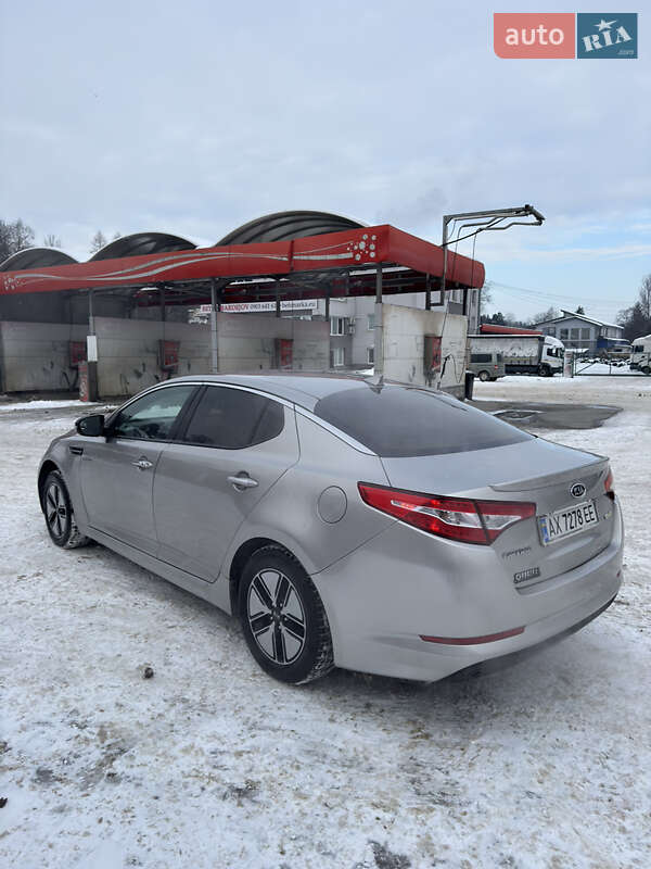 Седан Kia Optima 2011 в Харькове