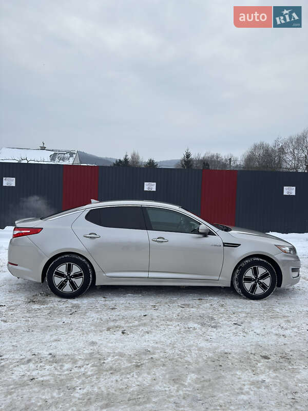 Седан Kia Optima 2011 в Харькове