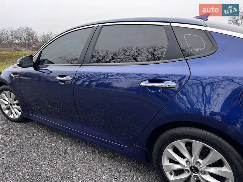 Седан Kia Optima 2016 в Кременчуці