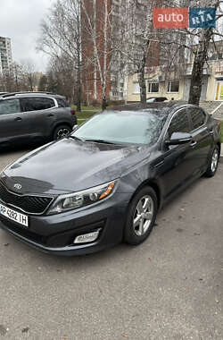 Седан Kia Optima 2015 в Киеве