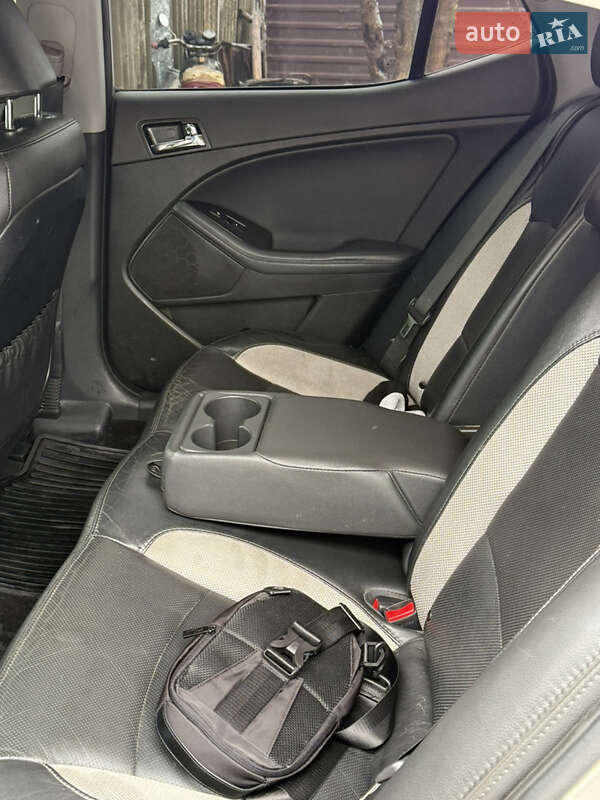 Седан Kia Optima 2012 в Беляевке фото 6 Седан Kia Optima 2012 в Беляевке