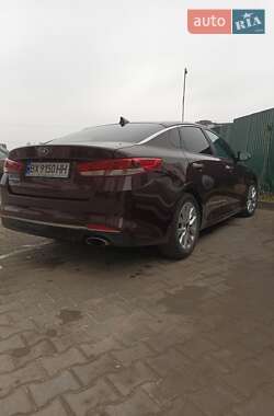 Седан Kia Optima 2018 в Хмельницком
