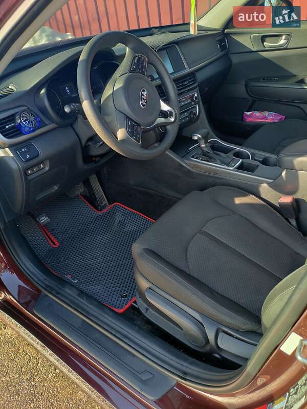 Седан Kia Optima 2018 в Житомирі