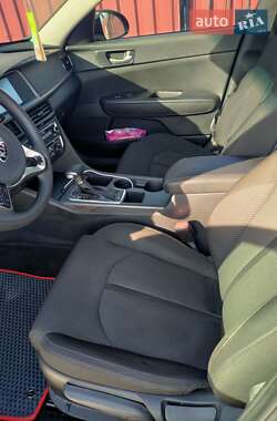Седан Kia Optima 2018 в Житомире