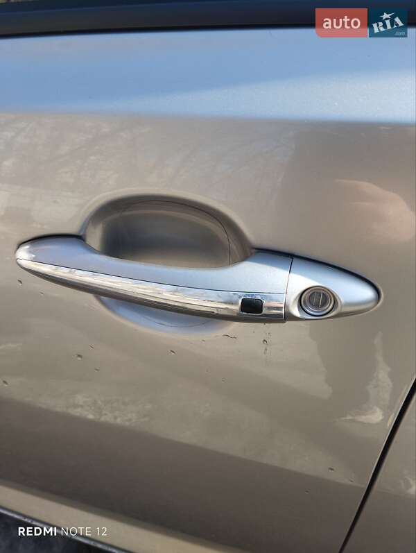 Седан Kia Optima 2012 в Славянске