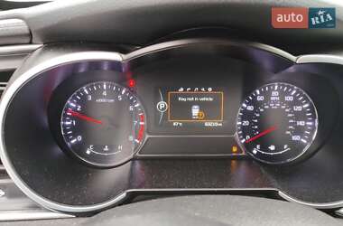 Седан Kia Optima 2014 в Сумах