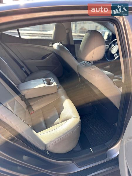 Седан Kia Optima 2015 в Києві фото 16 Седан Kia Optima 2015 в Києві
