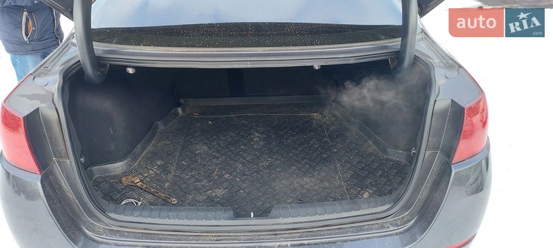 Седан Kia Optima 2015 в Вишневому