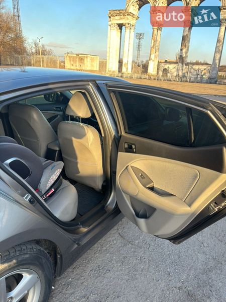 Седан Kia Optima 2014 в Кам'янському