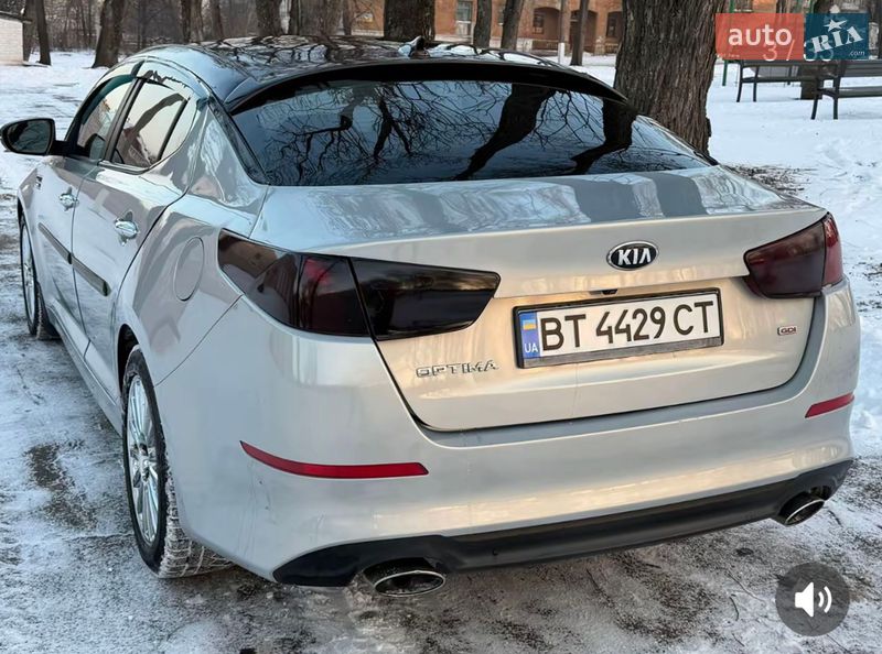 Седан Kia Optima 2014 в Полтаве