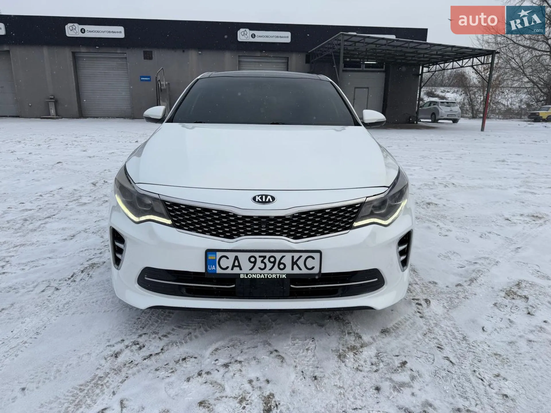 2018 Kia Optima - фото 1