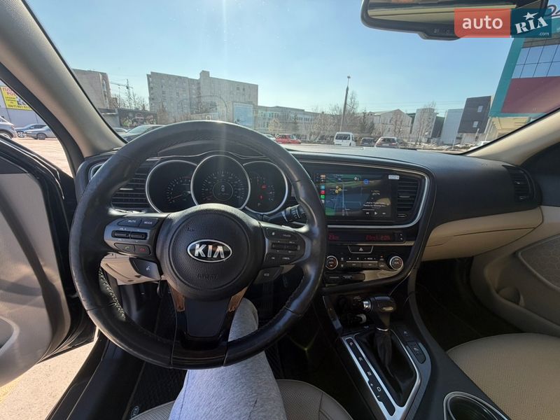 Седан Kia Optima 2014 в Тернополі