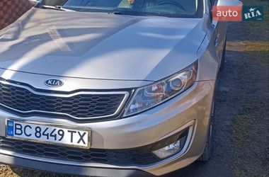 Седан Kia Optima 2013 в Львове