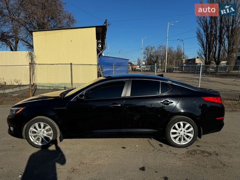 Седан Kia Optima 2014 в Киеве