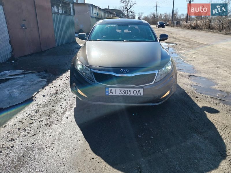 Седан Kia Optima 2012 в Бородянці