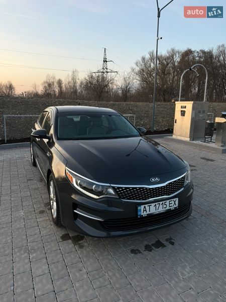 Седан Kia Optima 2015 в Івано-Франківську