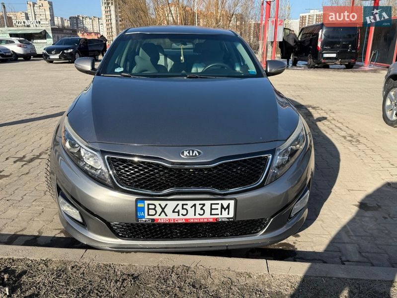 Седан Kia Optima 2015 в Хмельницком