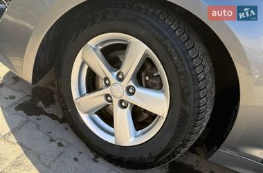Седан Kia Optima 2015 в Хмельницком