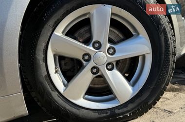 Седан Kia Optima 2015 в Хмельницком