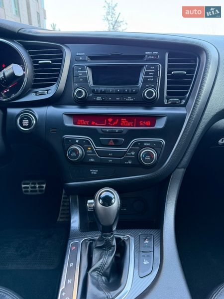 Седан Kia Optima 2012 в Киеве