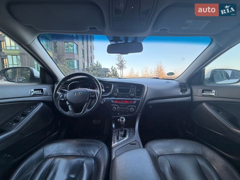 Седан Kia Optima 2012 в Киеве