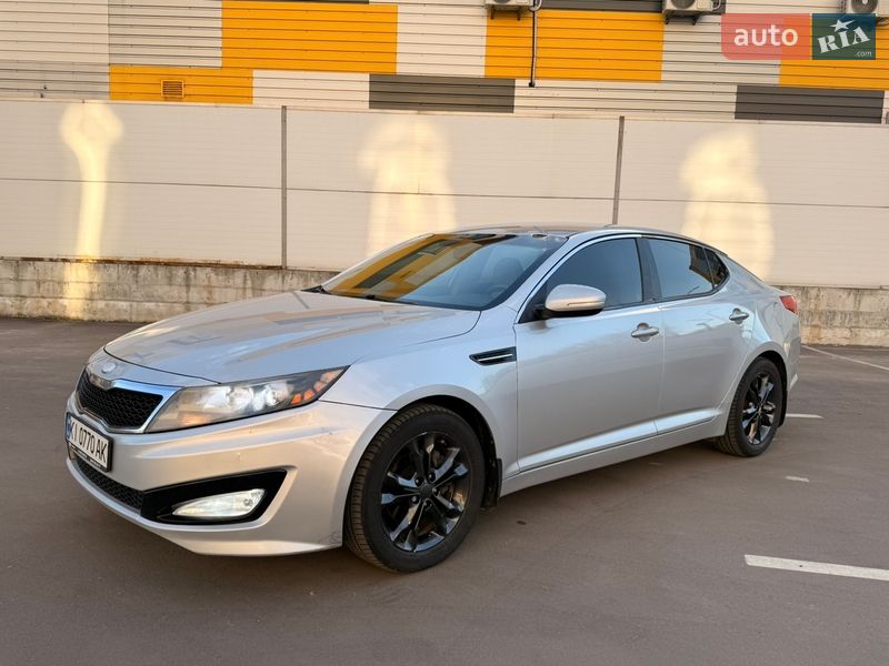 Седан Kia Optima 2012 в Києві