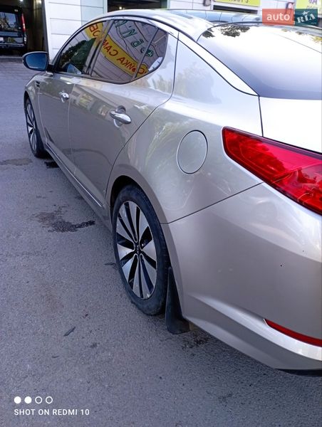Седан Kia Optima 2011 в Харькове