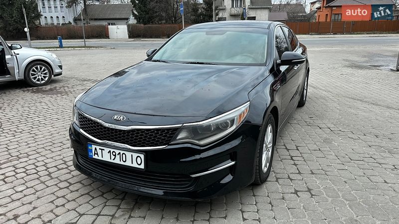 Седан Kia Optima 2016 в Ивано-Франковске