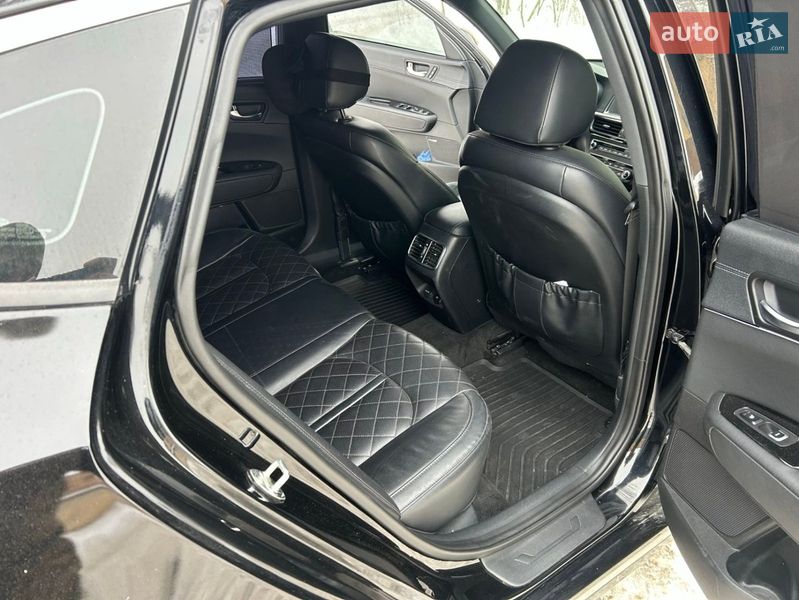 Седан Kia Optima 2017 в Рівному