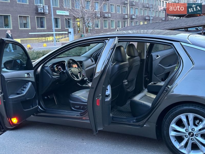 Седан Kia Optima 2012 в Одессе