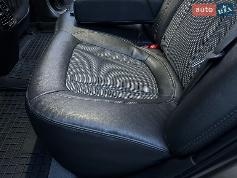 Седан Kia Optima 2012 в Одессе