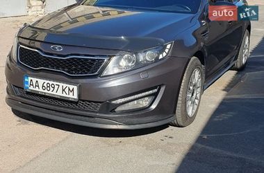 Седан Kia Optima 2012 в Києві