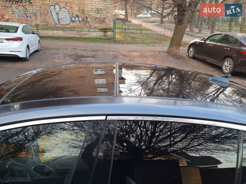 Седан Kia Optima 2013 в Броварах