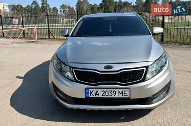 Седан Kia Optima 2013 в Киеве