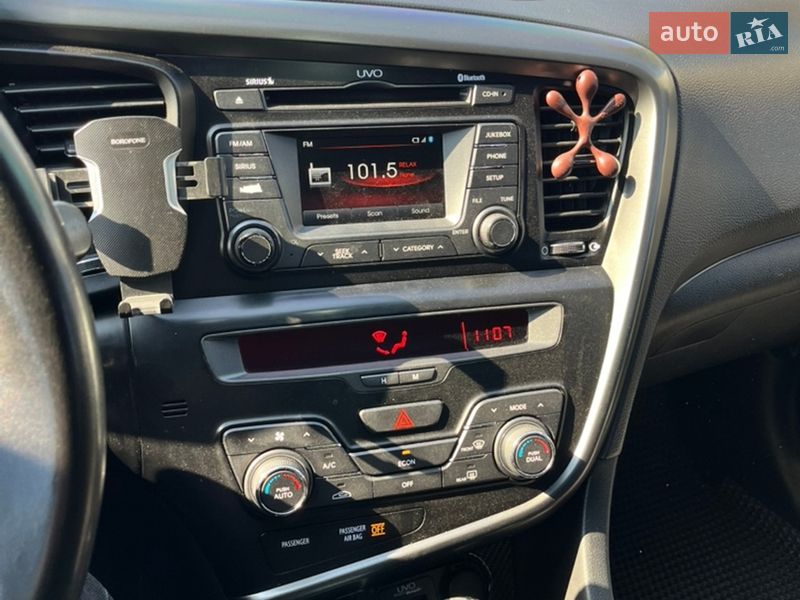 Седан Kia Optima 2013 в Киеве