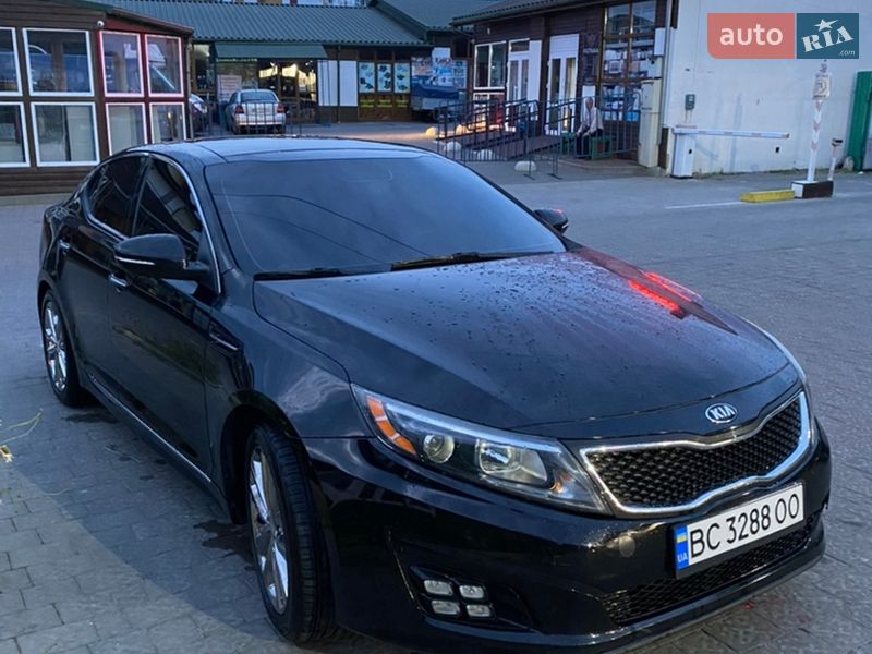 Седан Kia Optima 2015 в Львові