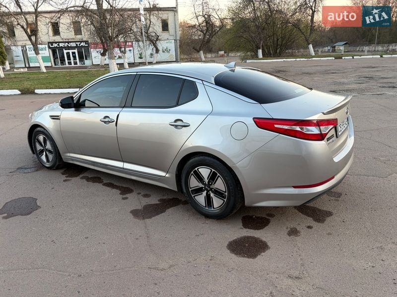 Седан Kia Optima 2011 в Чернігові