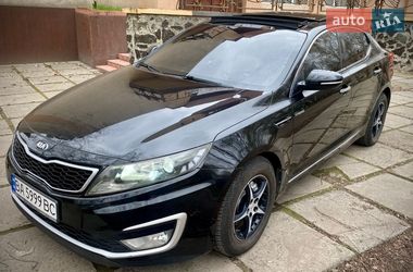 Седан Kia Optima 2013 в Новомиргороде