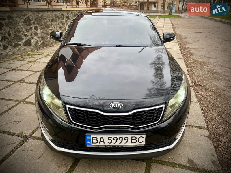 Седан Kia Optima 2013 в Новомиргороде