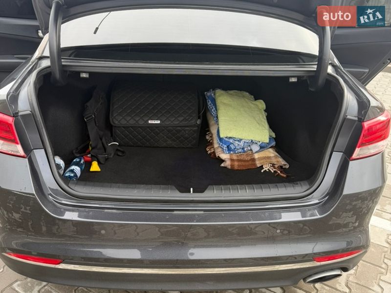 Седан Kia Optima 2017 в Киеве фото 16 Седан Kia Optima 2017 в Киеве