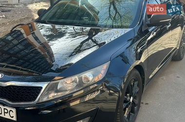 Седан Kia Optima 2013 в Ирпене