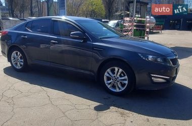 Седан Kia Optima 2013 в Києві
