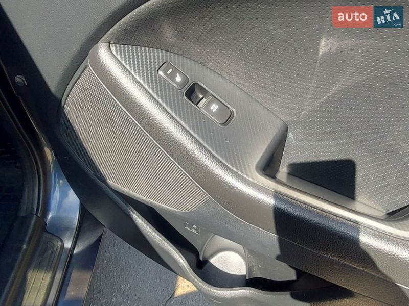 Седан Kia Optima 2013 в Києві фото 8 Седан Kia Optima 2013 в Києві