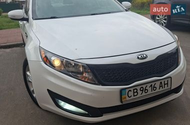 Седан Kia Optima 2013 в Киеве