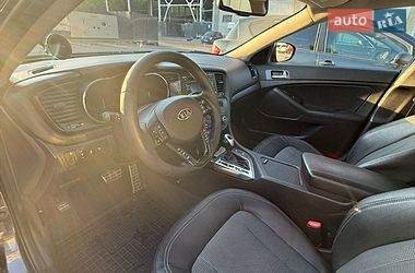 Седан Kia Optima 2012 в Києві