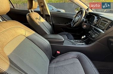 Седан Kia Optima 2012 в Києві